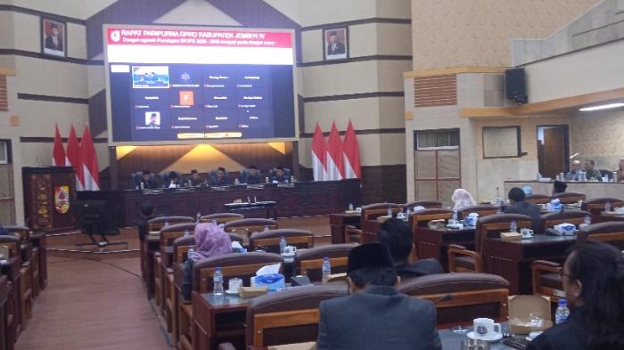 Dewan Kritisi Raperda RPJPD Pemkab Jember 2025-2045