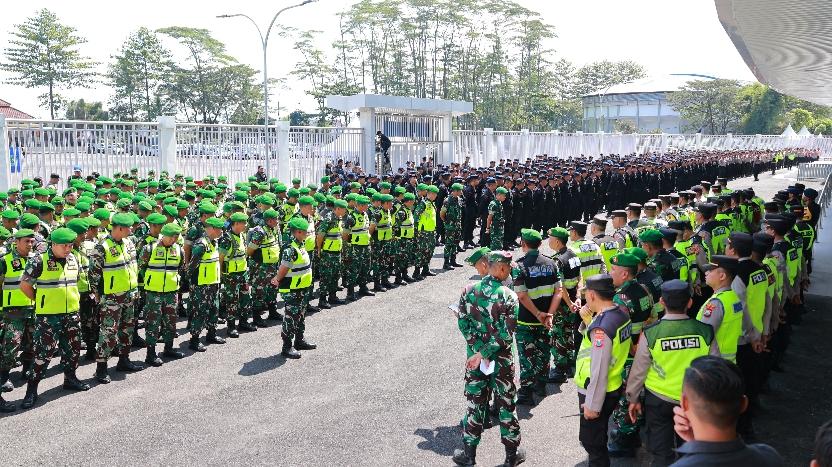 Pengamanan-arema-FC-di-kanjuruhan.jpg