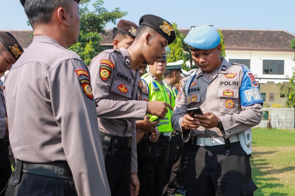 Propram-razia-handhone-milik-personel-Polres-Jombang-Rabu-1262024.jpg
