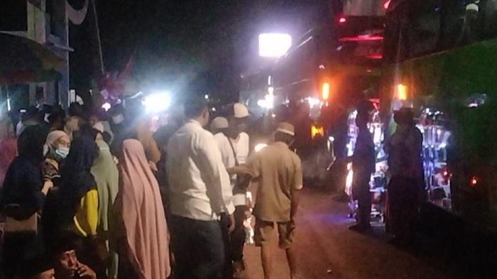 70 Pengurus PCNU Situbondo Berangkat Umroh dan Rapat Kerja di Arab Saudi