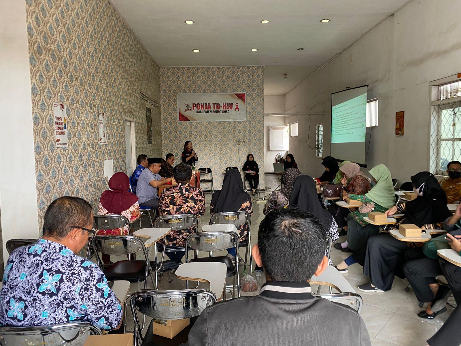 SOSIALISASI-Tim-Dinas-Kesehatan-dan-Pokja-TB-HIVAIDS.jpg