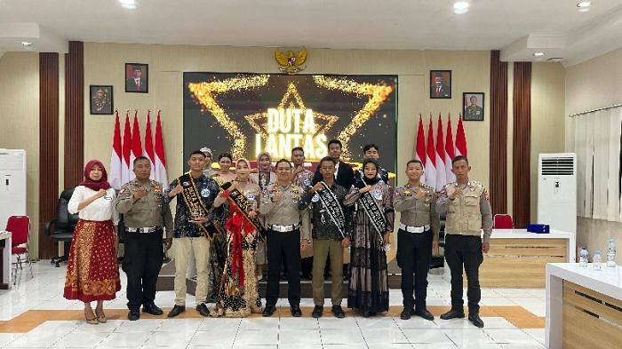Seleksi-Duta-Lantas-yang-digelar-di-ruang-Rupatama-Parama-Satwika-Polres-Probolinggo.jpg