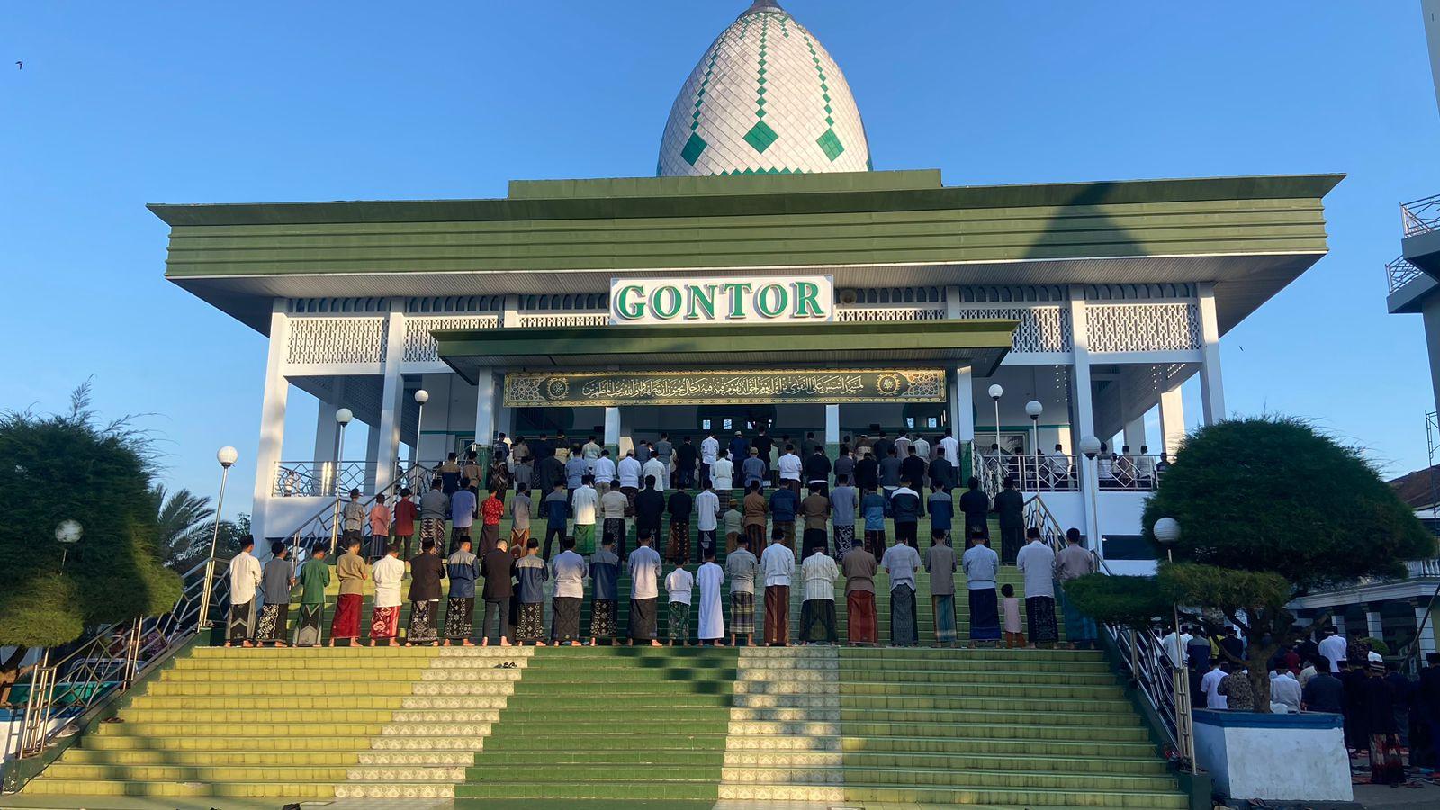 Suasana-Shalat-Idul-Adha-di-Pondok-Gontor-Ponorogo.jpg
