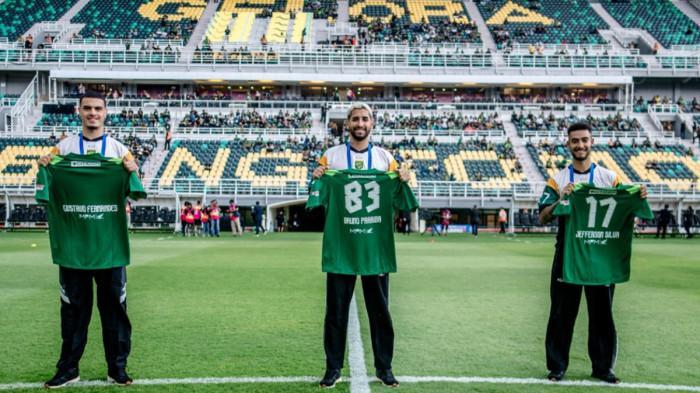 Tiga-pemain-Brasil-diperkenalkan-sebagai-rekrutan-baru-Persebaya-Surabaya.jpg