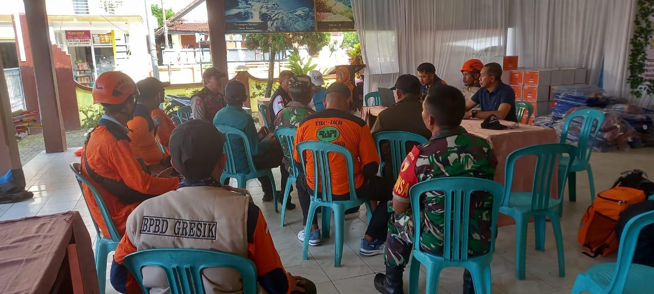 Tim-BPBD-Gresik-tiba-di-bawean.jpg