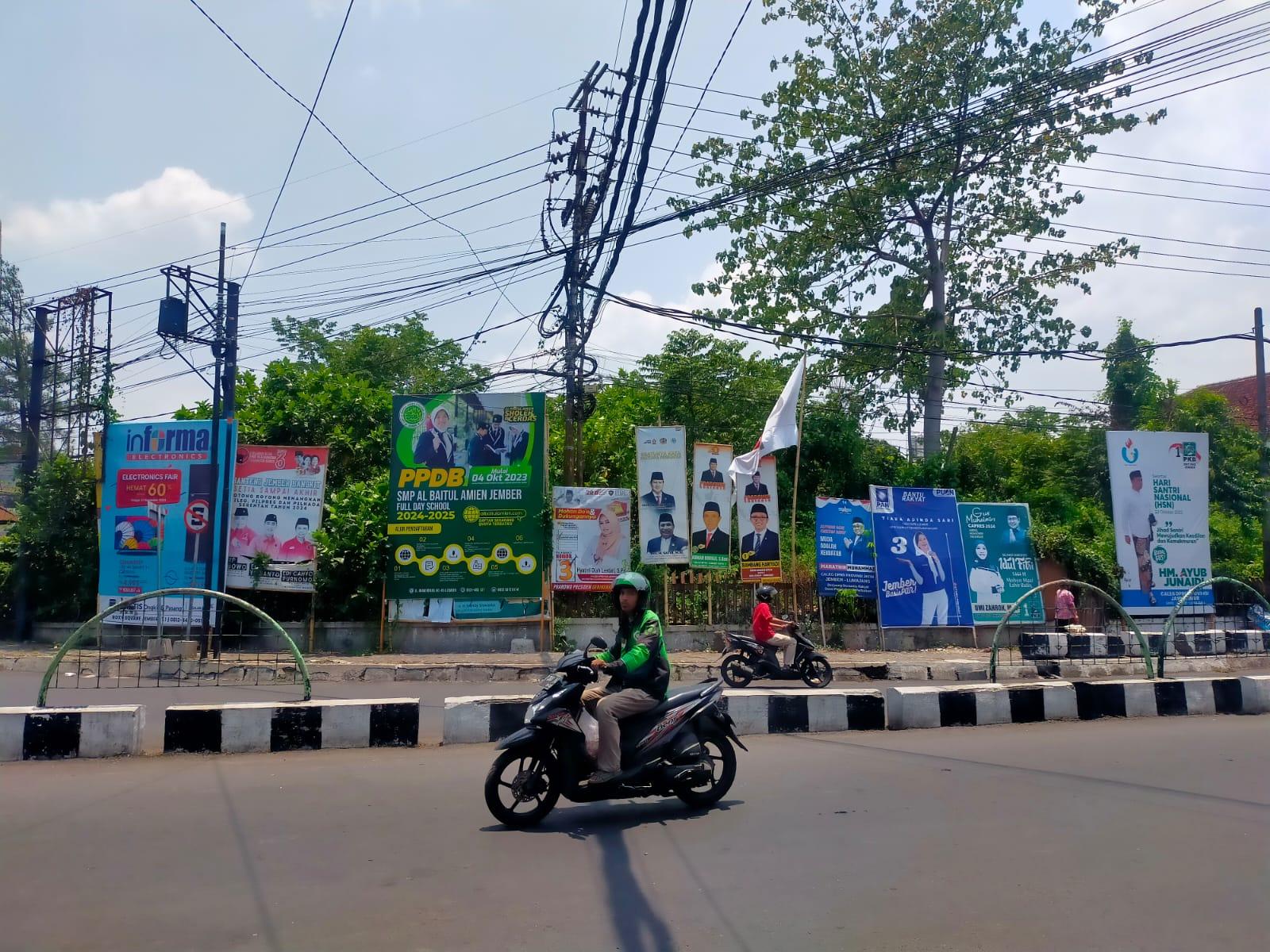 Belum Masa Kampanye, Baliho Caleg Makin Menjamur di Wilayah Jember