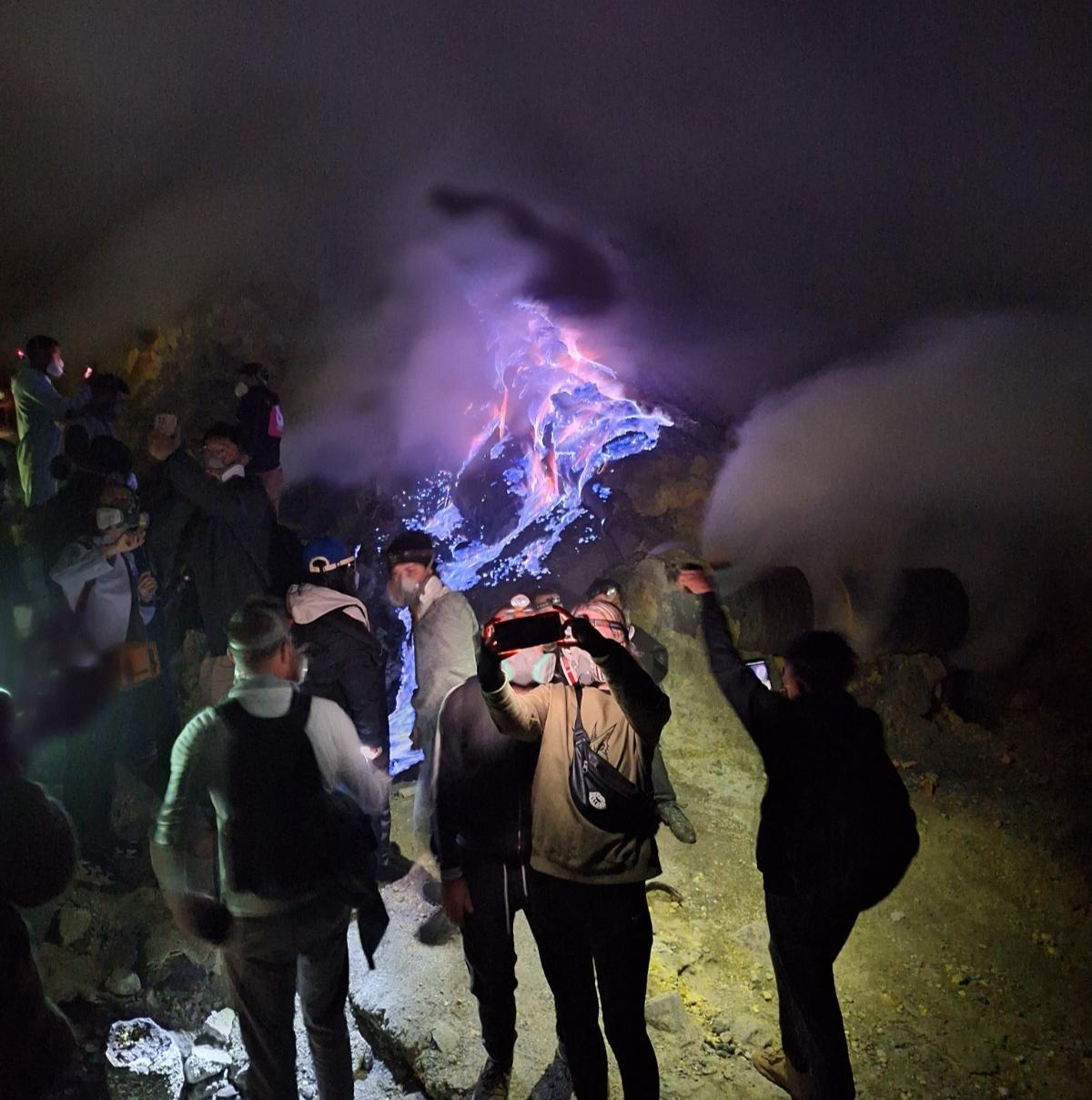 blue-fire-kawah-ijen.jpg