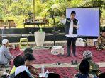 Cabup-Pasuruan-Gus-Mujib-saat-bersilaturahmi-dengan-masyarakat-Sukorejo.jpg