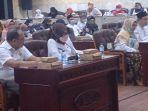 Direktur-RSD-Balung-Jember-di-hearing-DPRD-Jumat-612023.jpg