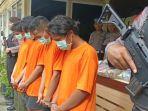 Empat-pelaku-tawuran-di-Wonokusumo-menundukkan-kepala-saat-polisi-menceritakan-kronologi-kejadian.jpg