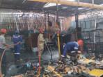 KEBAKARAN-Kebakaran-gudang-peralatan-rumah-tangga.jpg