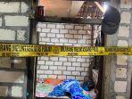 Kamar-tempat-Tamirah-tewas-di-atas-ranjang-tidur-dipasangi-garis-polisi-Kamis-2442024-pagi.jpg