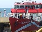 Kapal-Laks-Malahayati-di-Jangkar.jpg