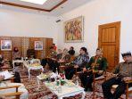 Kepala-BPS-RI-bertemu-Bupati-Banyuwangi-Ipuk.jpg