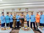 MENDAPAT-APRESIASI-Pertemuan-antara-SPKA-dengan-Bupati-Pasuruan-Rusdi-Sutejo-di-kantornya.jpg