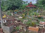 Makam-di-blitar-diterjang-banjir.jpg
