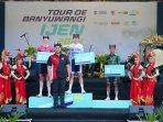 Menteri-Dito-di-tour-de-ijen.jpg