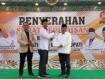 Penyerahan-rekomendasi-PKS-situbondo.jpg