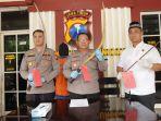 Polisi-menunjukkan-celurit-digunakan-kelompok-remaja-tawuran.jpg