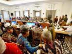 RAPAT-Rapat-koordinasi-lintas-kementerian.jpg