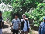 RUSAK-Potret-kondisi-jalan-kabupaten-di-Dusun-Bulukubung.jpg