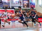 SERU-Tim-SMAN-2-Lumajang-saat-tampil-di-turnamen-Honda-DBL.jpg