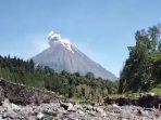 Semeru-keluarkan-APG-Januari.jpg