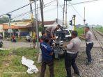 Sepeda-motor-ditabrak-KA.jpg
