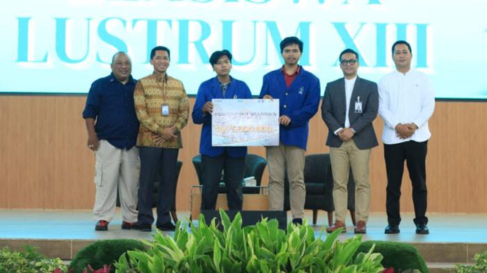 PT Bank Syariah Indonesia (Persero) Tbk (BSI) gelar literasi keuangan syariah bertajuk “Langkah Emas ITS Berhaji & Umrah 2026” yang di Grha Institut Teknologi Sepuluh Nopember (ITS), Surabaya, pada Selasa (10/3/2026).