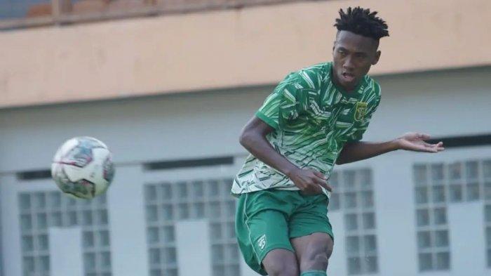 Aji Santoso Bicara Peluang Alta Ballah Bermain di Laga Bhayangkara FC Vs Persebaya