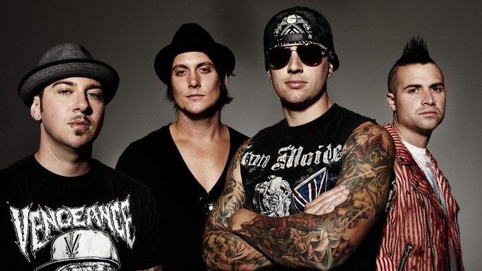 Chord Gitar dan Lirik Lagu 'So Far Away' - Avenged Sevenfold, Gambarkan Penderitaan Pejuang LDR