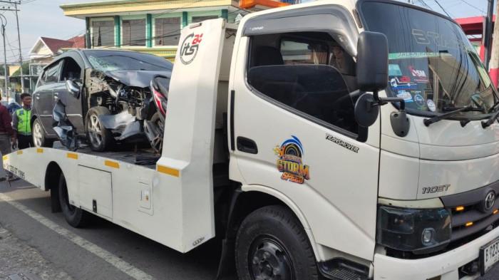 Tabrakan di Karangploso, Dua Pengendara Motor Luka-luka, Satu Kritis Dilarikan ke RSSA Malang