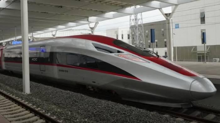 Daftar Utang dan Bunga Kereta Whoosh yang Harus Diangsur ke China, Luhut: Bermasalah Sejak Awal