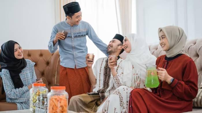 Cara Menjawab Pertanyaan Lebaran, Kapan Menikah dan Kapan Punya Anak, Berikut Tipsnya dari Psikolog