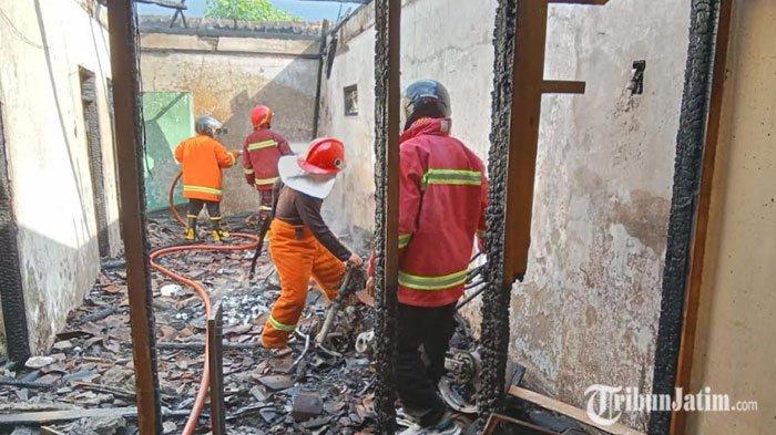 Rumah di Banyuwangi Ludes Terbakar Usai Pemilik Buang Putung Rokok Sembarangan