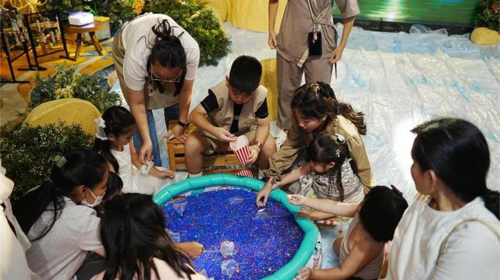 Tren Ulang Tahun 2025, Legacy Ballroom Surabaya Hadirkan FARMTasy, Pesta Alam Disertai Edukasi Anak
