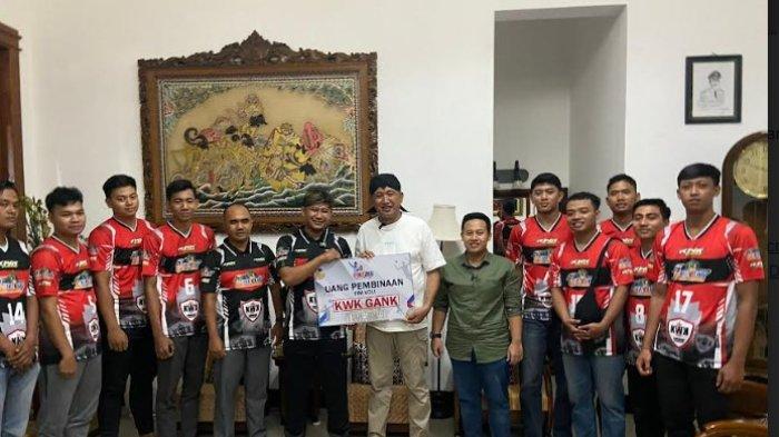Masuk Divisi 1, Klub Voli KWK Minta Doa Restu Cabup Ponorogo Ipong: Alokasi untuk Pembinaan Olahraga