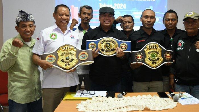 Pertandingan Tinju Piala Wali Kota Surabaya 2024 di Alun-alun Jadi Panggung Unjuk Kemampuan Atlet