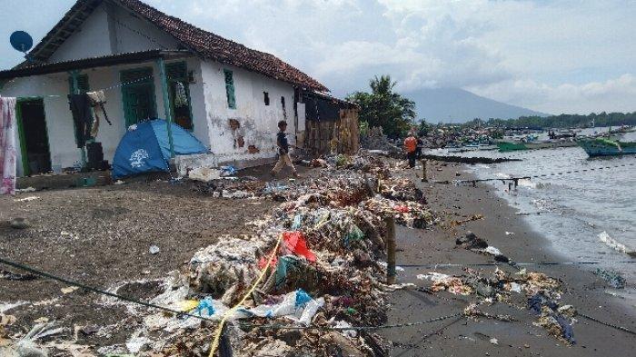 Kondisi Tangkis Laut Bikin Warga di Pesisir Situbondo Mulai Gelisah, Begini Respon BPBD