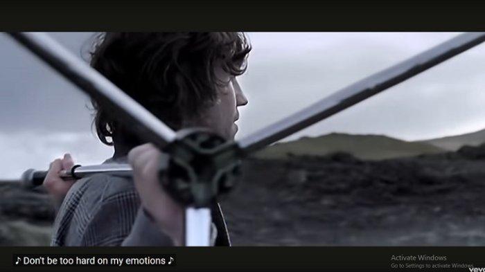 Terjemahan dan Lirik Lagu Patience - Take That, Viral di TikTok: Don’t Be Too Hard On My Emotions