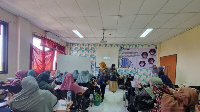 Pentingnya Penanaman Nilai Karakter Pancasila, Dosen PGPAUD Unesa Gelar Pelatihan untuk Guru