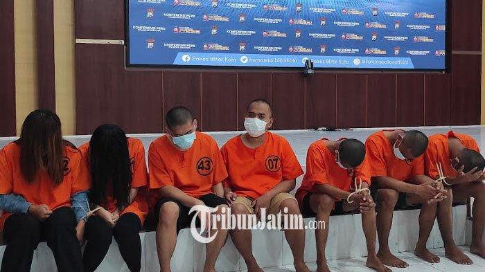 Sosok Penyanyi Dangdut dan Suami Diamankan Polisi, Jalani Bisnis Haram Pekerjakan Gadis di Blitar