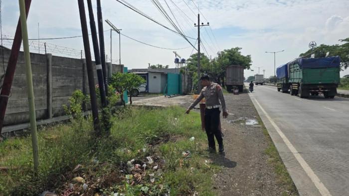 Kondisi Mengantuk, Pemotor Remaja Tabrak Tiang Internet di Gresik, Korban Tewas di Lokasi