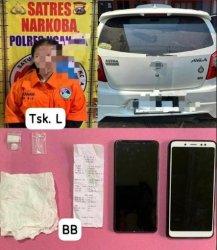 Wanita Nganjuk ini Kaget Saat Polisi Geledah Mobilnya, Temukan Serbuk Putih dalam Klip Plastik