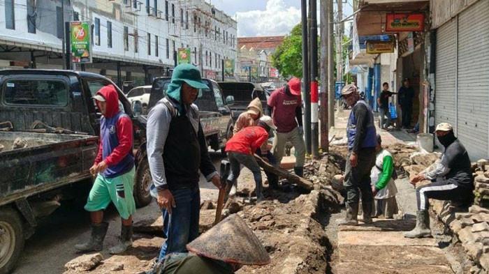 Berkat Aduan Wadul Gus'e, Kerusakan Trotoar di Jember Kota ini Cepat Tertangani