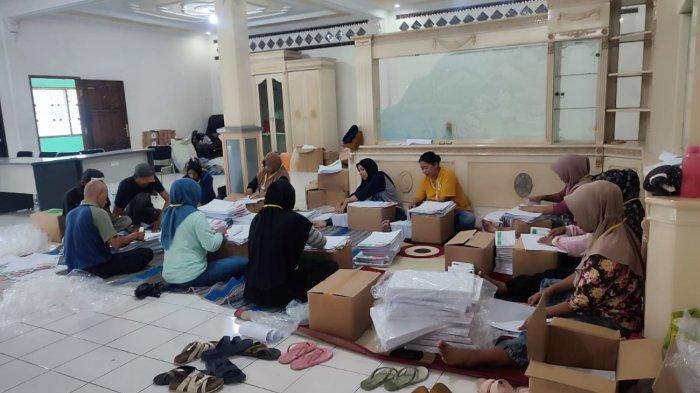 Surat Suara DPRD Kota Batu Tiba di Gedung KPU, Ketua KPU: Mulai Disortir dan Dilipat