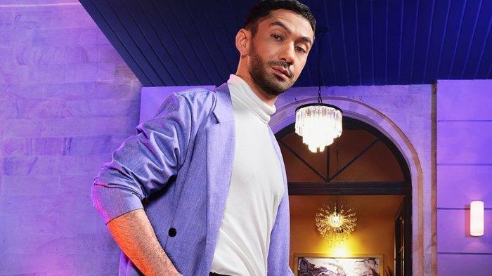 Sosok Reza Rahadian Aktor Dituduh Jadi Buzzer Salah Satu Paslon, Kini Jawab Tegas: Belum Ada Pilihan