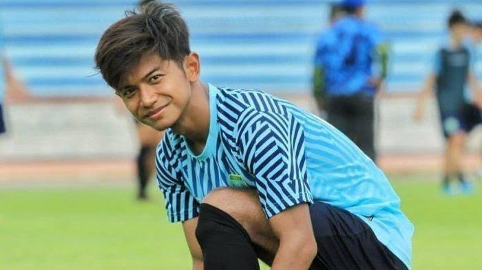 Perkuat Lini Depan Pasca Ditinggal Ezzejjari, Persik Kediri Datangkan Riyatno Abiyoso