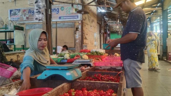 Harga Cabai di Situbondo Stabil Meski Hujan, Tapi Sayuran Lain dan Daging Ayam Justru Merangkak Naik