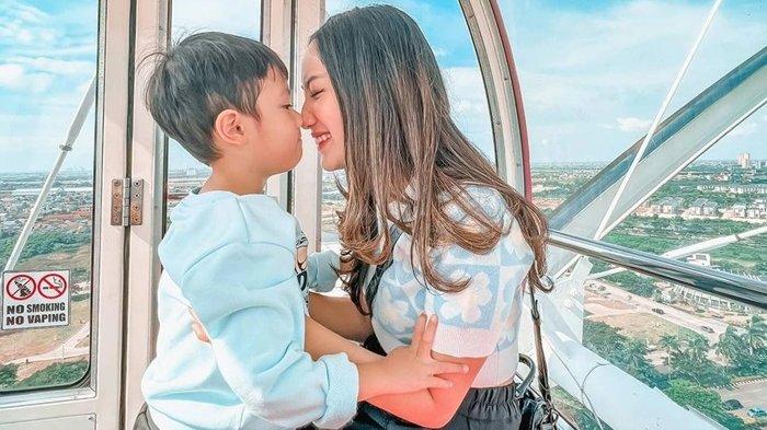 Konsultasi ke Ustaz dan Psikolog Usai Dante Meninggal, Tamara Tyasmara Cari Hiburan dan Karaoke